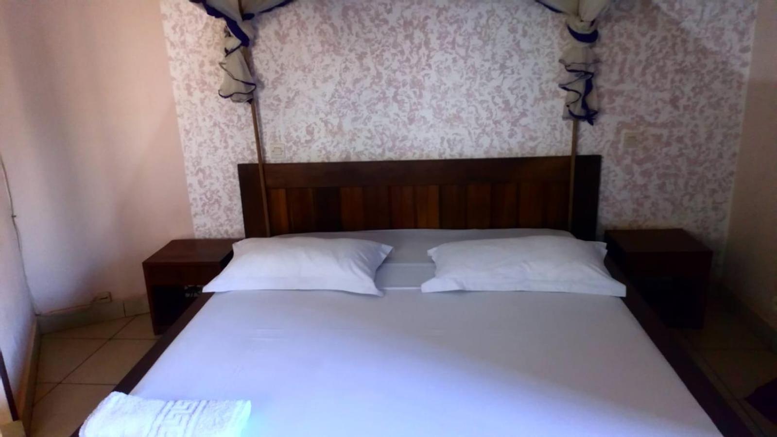 Central Hotel Antsiranana Dış mekan fotoğraf