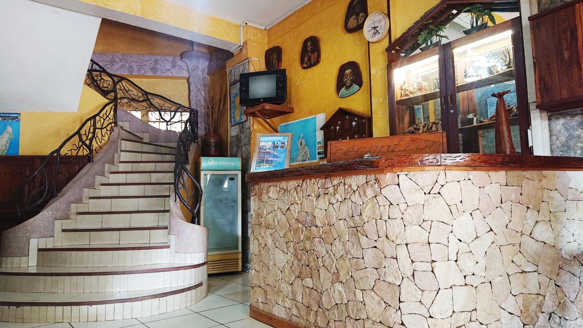 Central Hotel Antsiranana Dış mekan fotoğraf